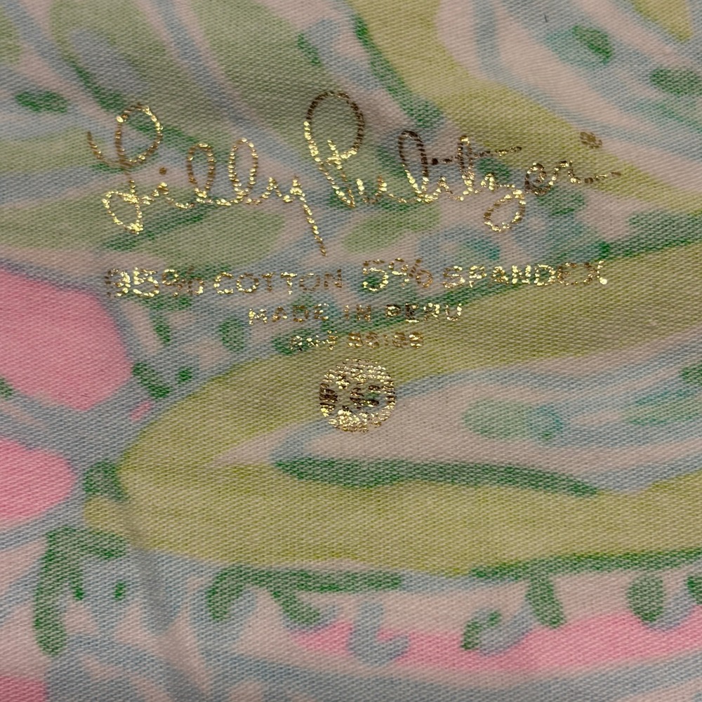 Lilly Pulitzer Womens XS V-Neck T-Shirt Pink Green Floral‎ Paisley Cotton Blend - Picture 3 of 6